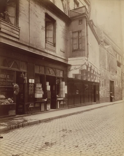 10 rue de Turenne, Vieille Maison by Eugène Atget, photograph, 1900