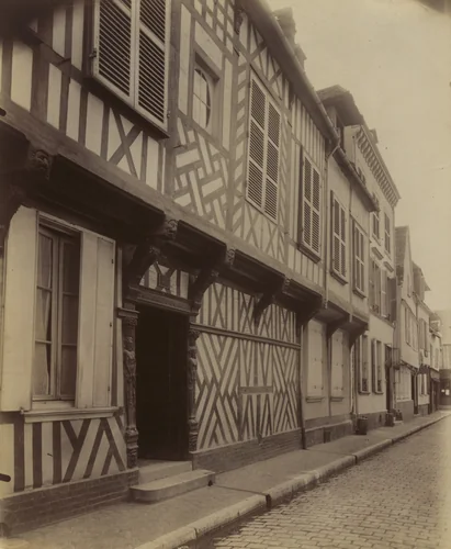 Beauvais. Maison 33 rue Pantaléon by Eugène Atget, photograph, 1904