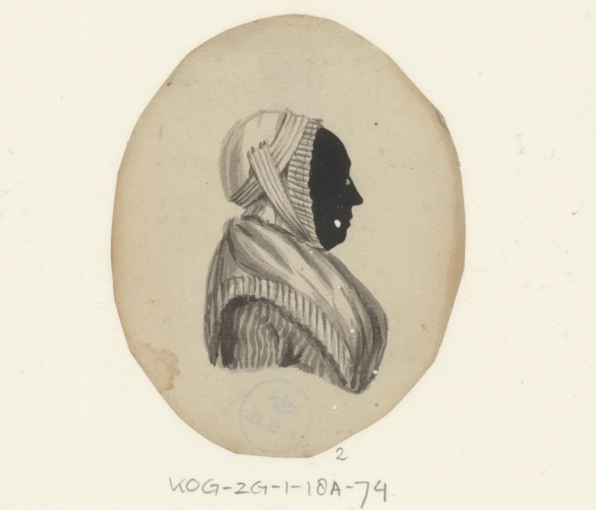 Silhouetportret van een onbekende vrouw in klederdracht by anonymous, drawing, 1775-1849