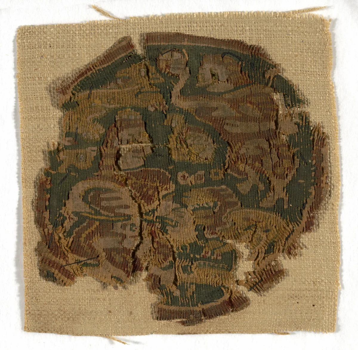 Roundel by Coptic Egypt, textile, 401-800