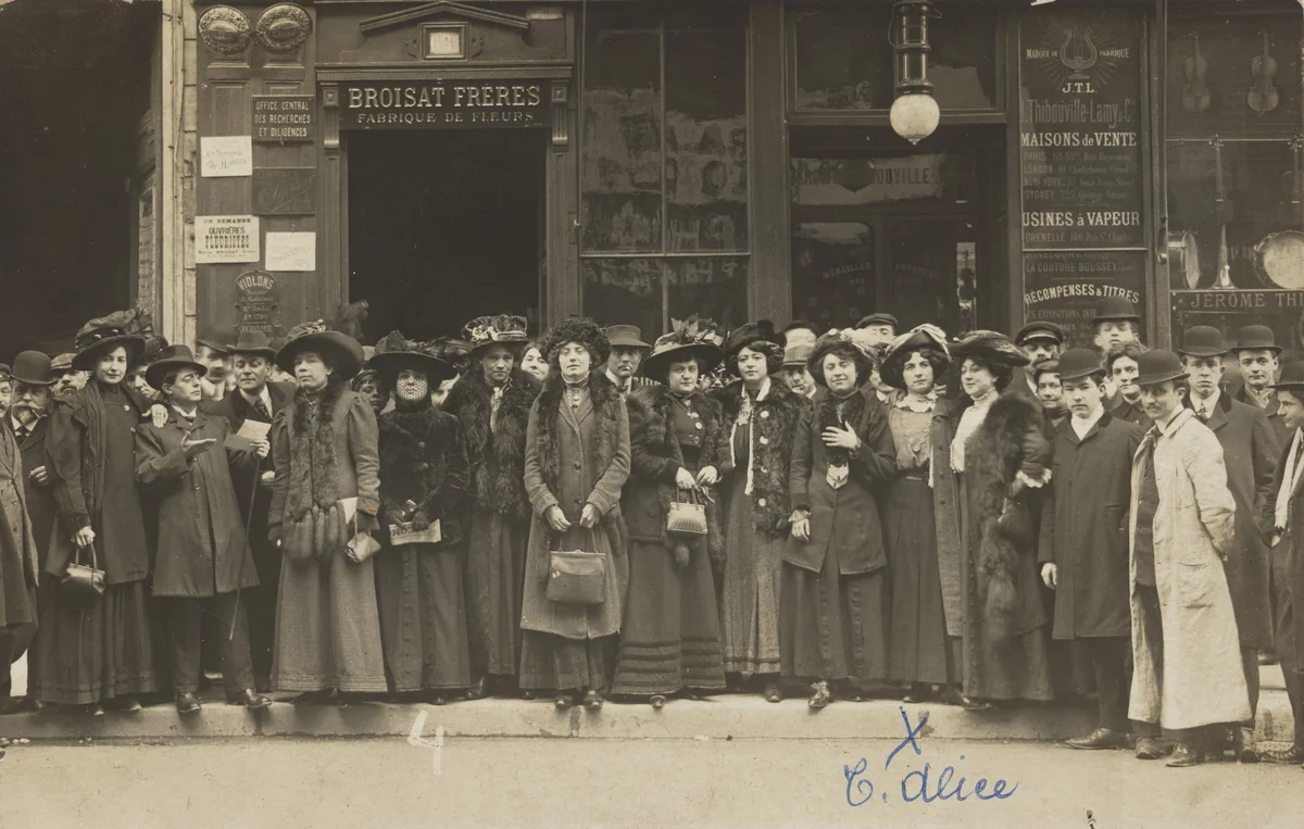 Broisat Frères, Paris by Unidentified Photographer, photograph, 1910