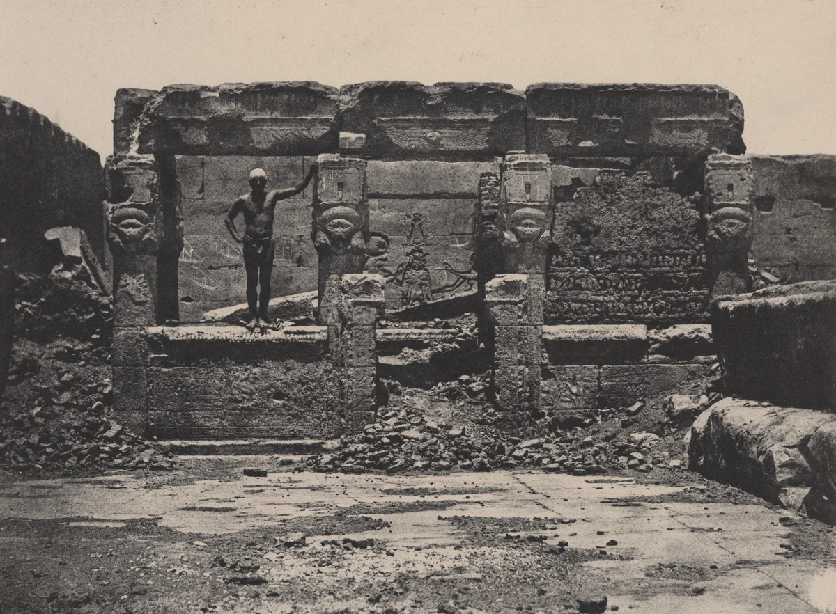 Grand Temple de Dendérah (Teutyres), Haute-Egypte, plate 17 from the album "Egypte, Nubie, Palestine et Syrie" (1852) by Maxime Du Camp, photograph, 1849-1851