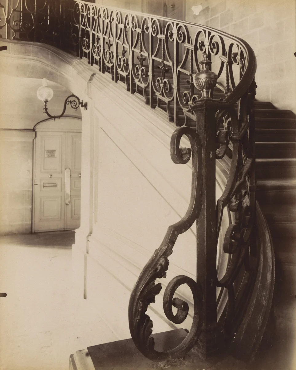254 rue St. Jacques by Eugène Atget, photograph, 1907