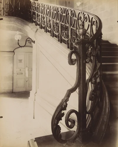 254 rue St. Jacques by Eugène Atget, photograph, 1907