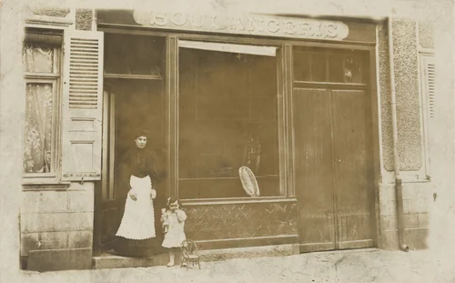 Boulangerie Renault, Riom-ès-Montagnes by Unidentified Photographer, photograph, 1905