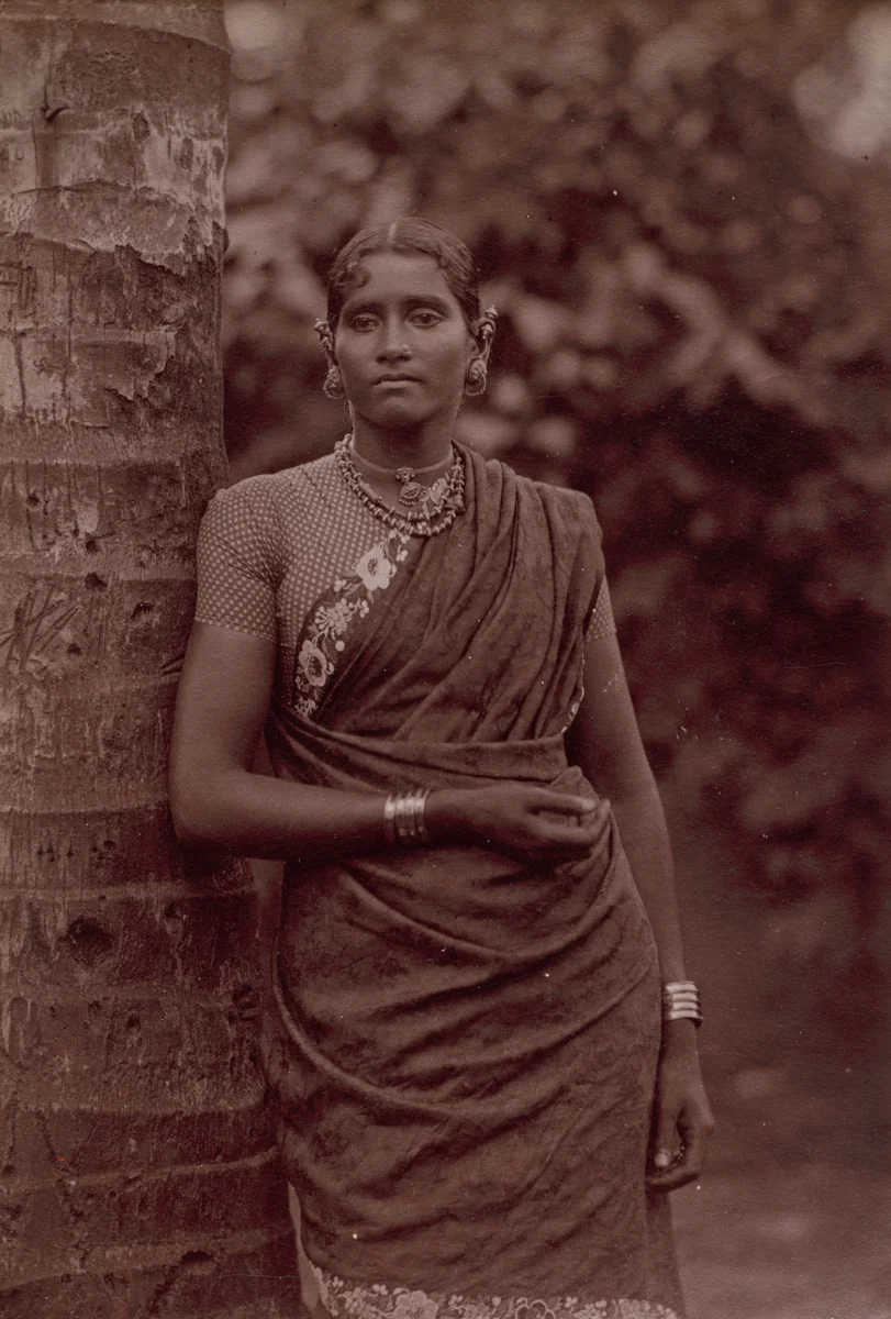 Ceylonese Woman by Scowen & Co., photograph, 1880-1889