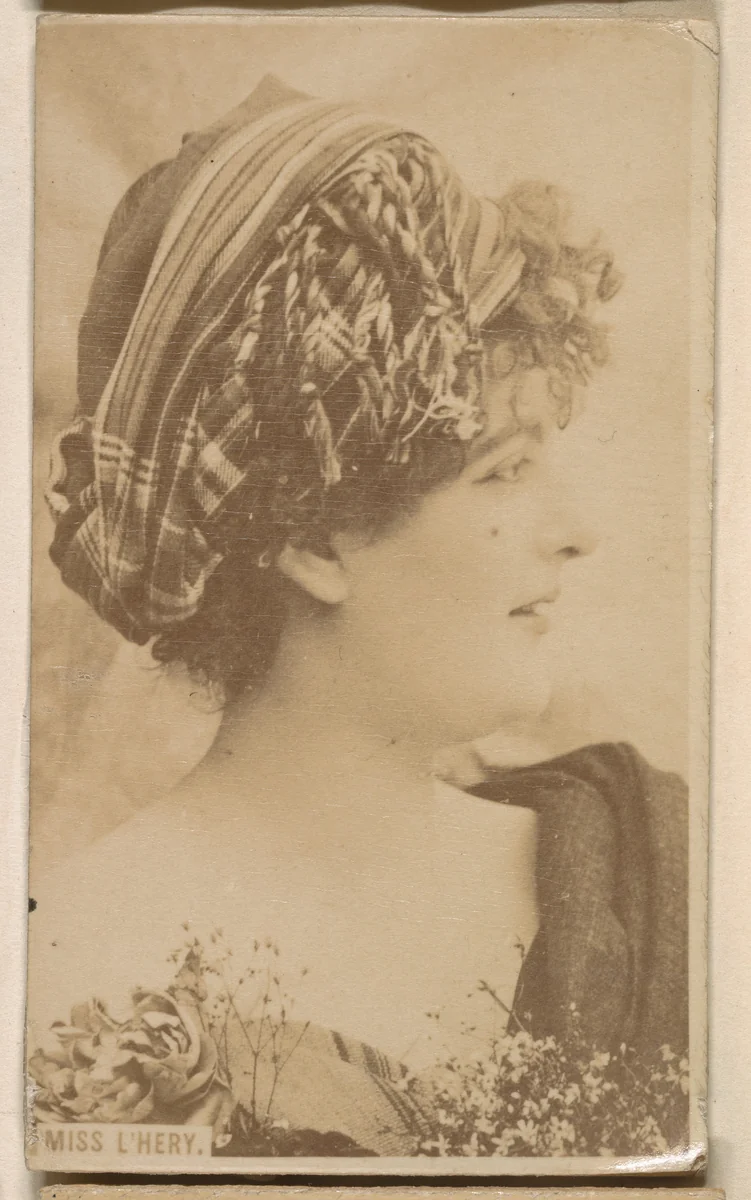 Miss L'Hery, from the Actresses series (N246), Type 1, issued by Kinney Brothers to promote Sporting Extra Cigarettes by Kinney Brothers Tobacco Company, photograph, 1888-1892