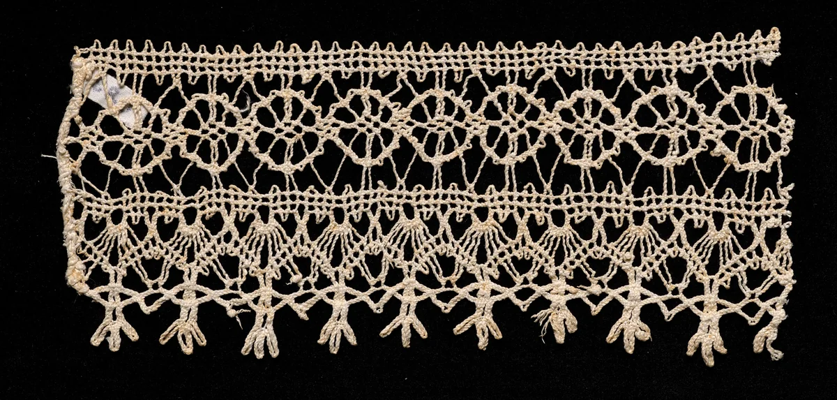 Bobbin Lace Insertion with Edging by Unknown, textile, 1580-1599