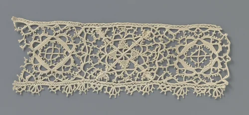 Strook gehaakte kant met reticella motieven by anonymous, other, 1890-1909