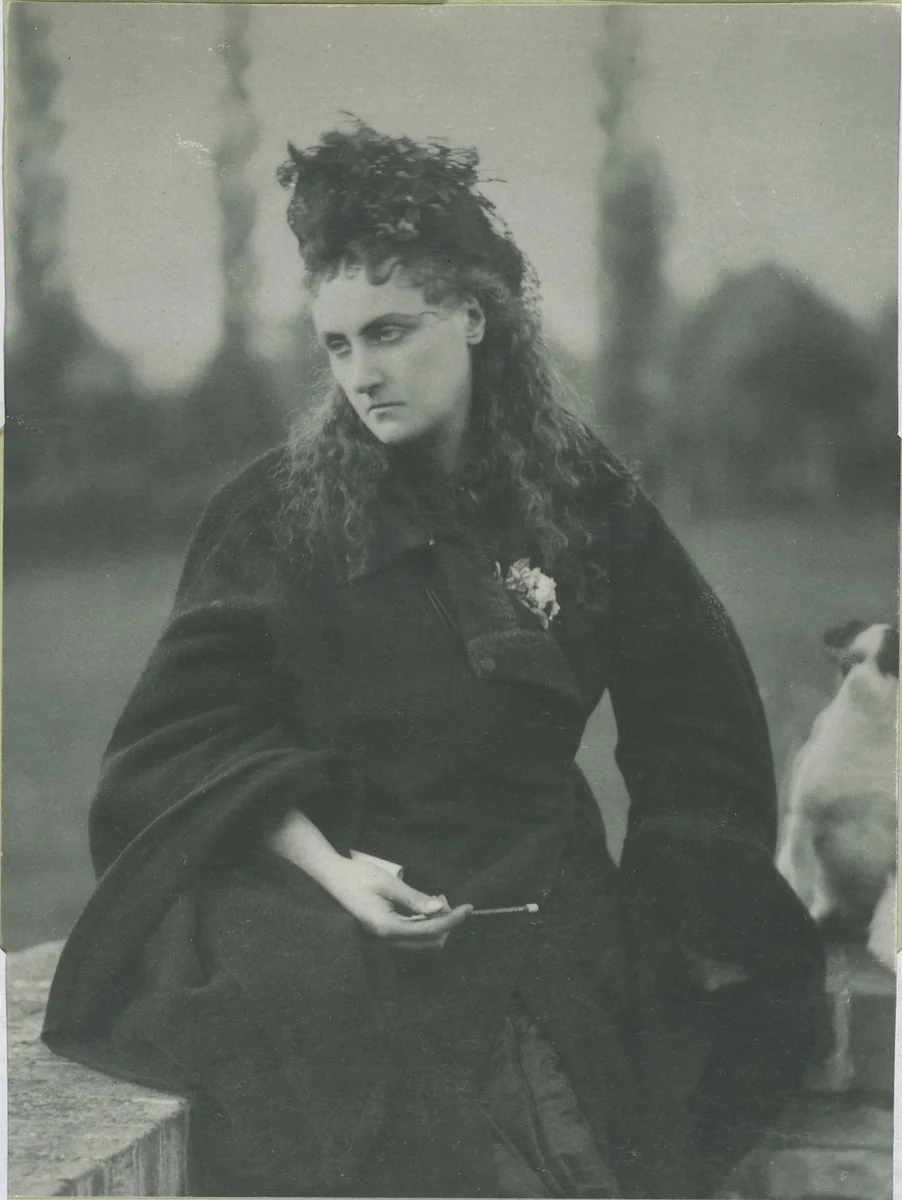 Les Chiens by Pierre-Louis Pierson, photograph, 1860-1869