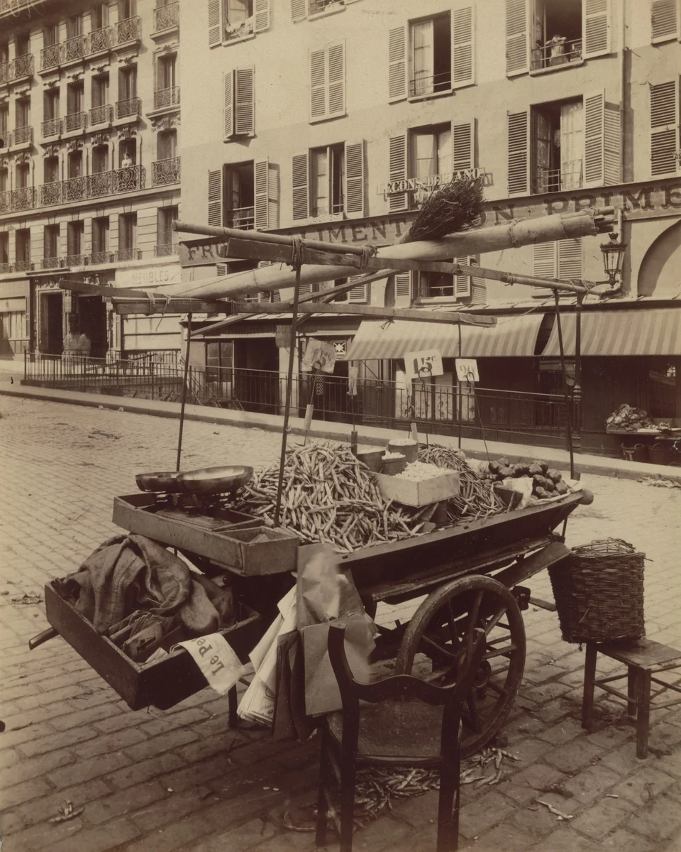 Rue Mouffetard by Eugène Atget, photograph, 1910