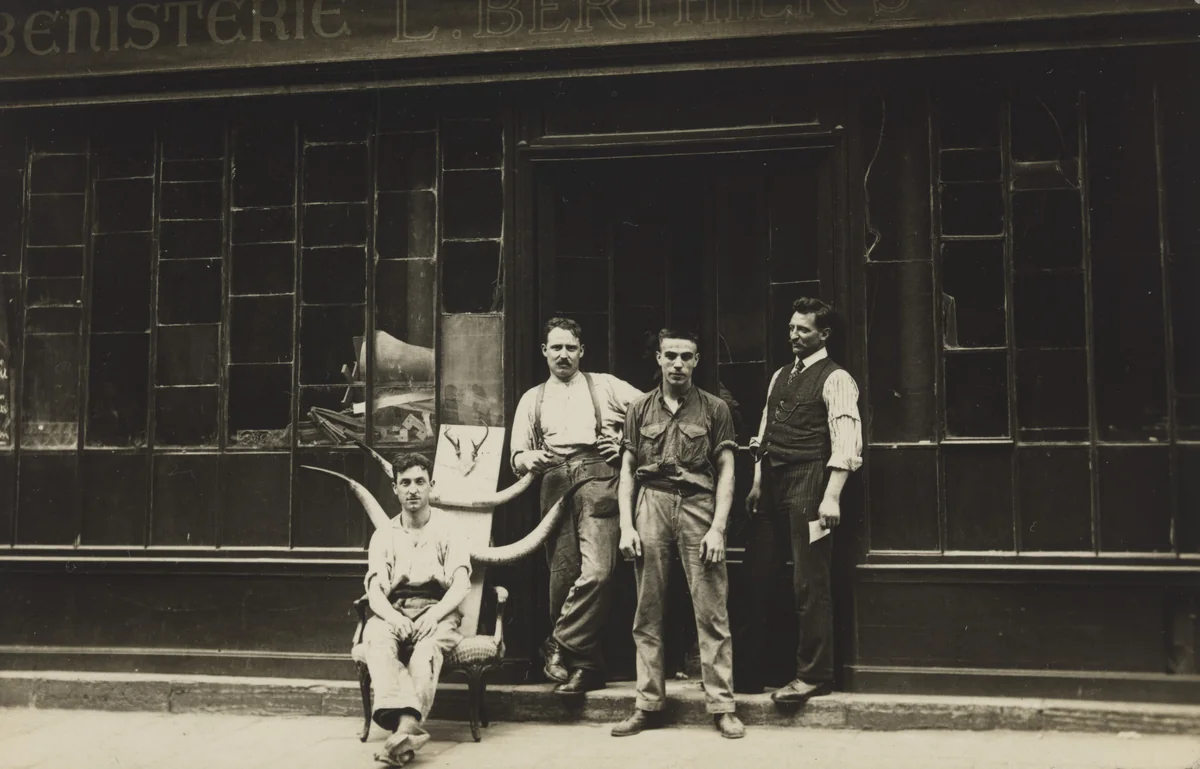 Ébénisterie, Paris by Unidentified Photographer, photograph, 1910