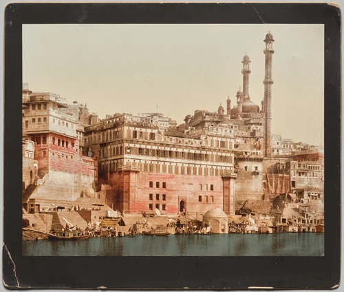 India. Benares. Aurangzeb's Mosque, after a photo by Dr. Kurt Boeck by Photoglob Co., photograph, 1885-1915