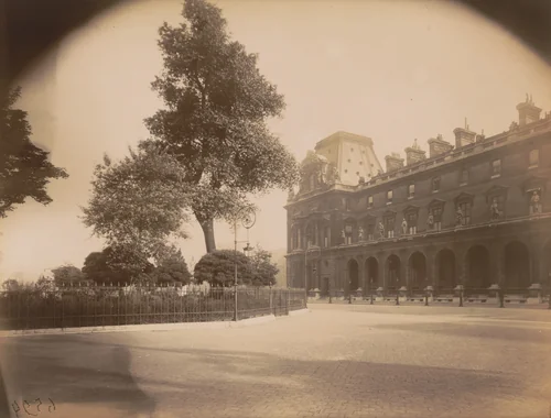 Louvre by Eugène Atget, photograph, 1925