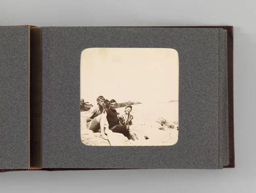 Untitled by Unidentified Photographer, photograph, 1900