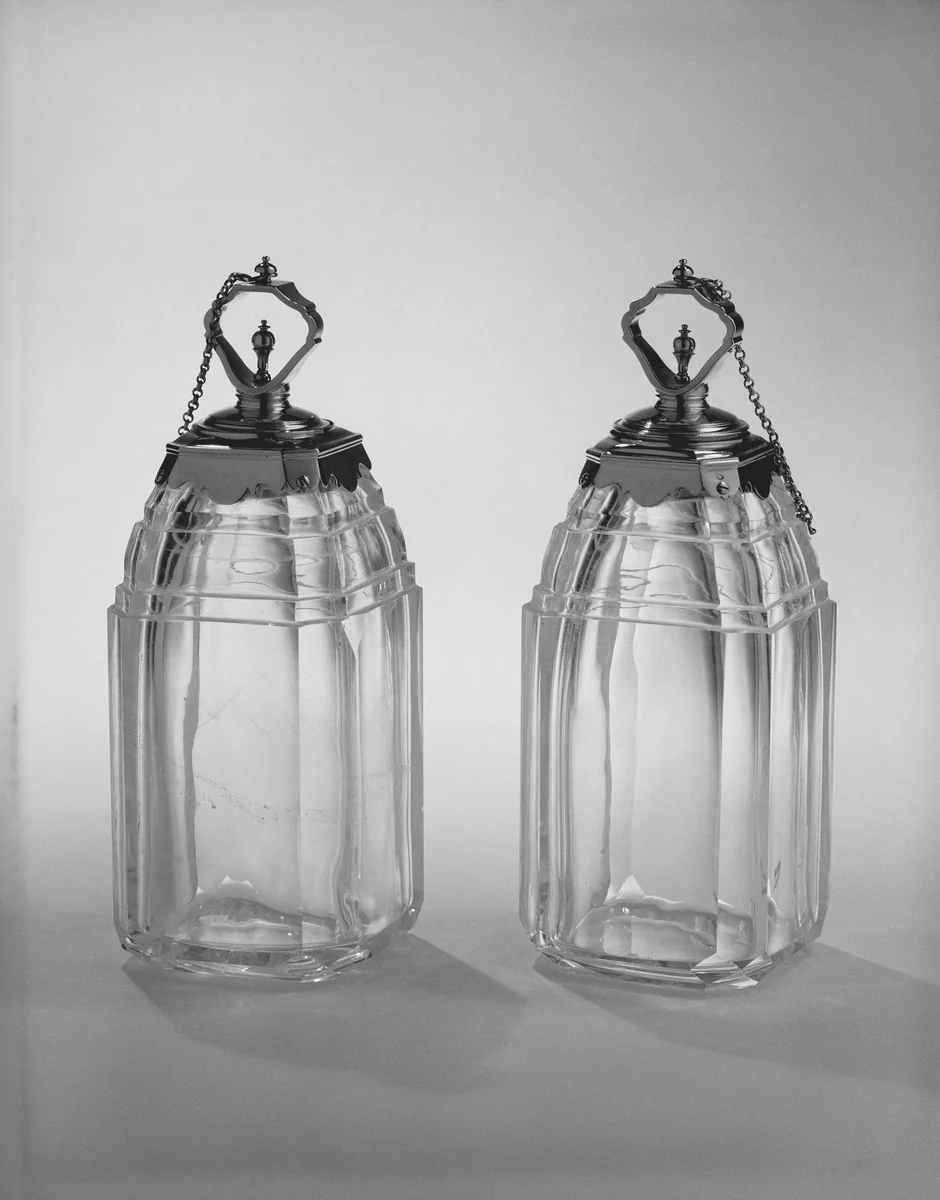 Perfume bottle (one of six) (part of a set) by Louis Mailly, metalwork, 1728-1730