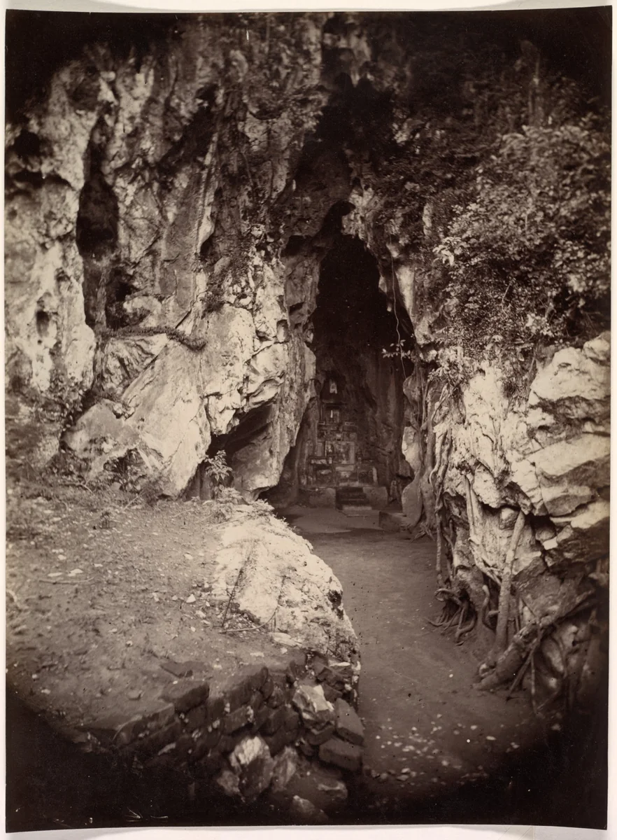 Hoa Nghiem Cave, Grotto of the August Transformation by Émile Gsell, photograph, 1870-1880