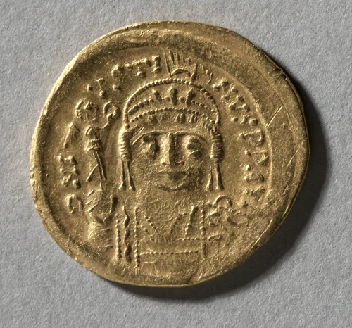 Solidus of Justin II by Unknown, metalwork, 565-578