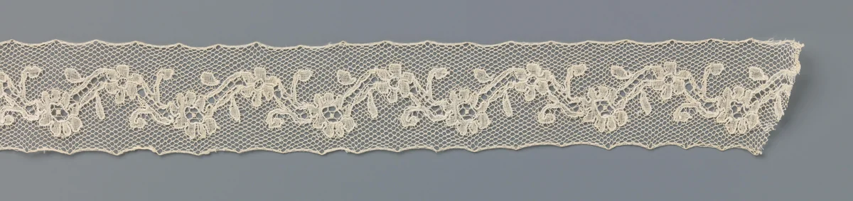 Tussenzetsel van kloskant met zigzaglijn by anonymous, book, 1875-1949