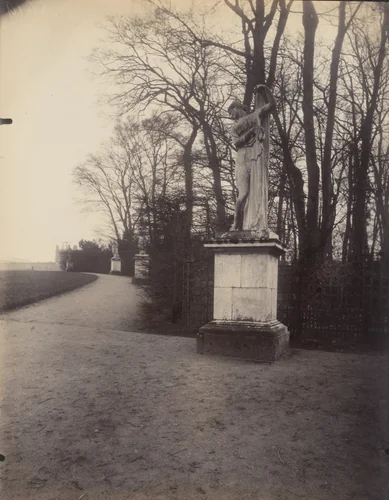 Versailles by Eugène Atget, photograph, 1906