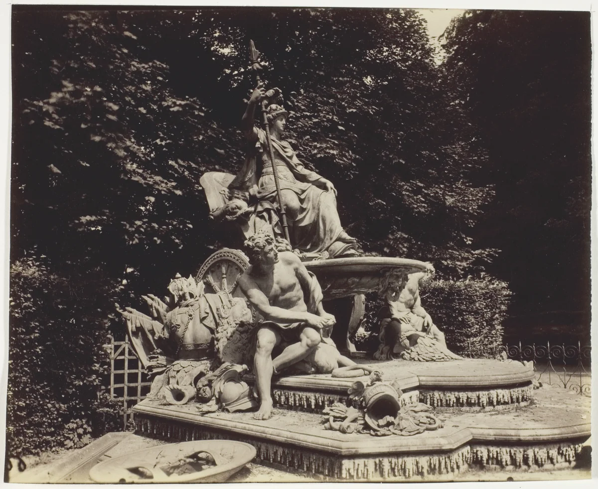 Versailles, Bosquet de l'Arc de Triomphe by Jean-Eugène-Auguste Atget, photograph, 1901