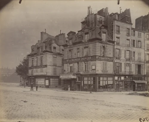 Pont-Neuf, terre-plein du Pont-Neuf by Eugène Atget, photograph, 1899