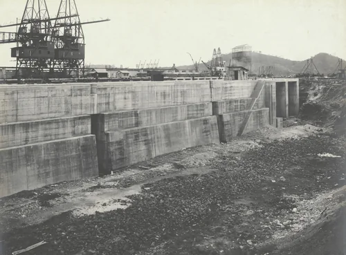 Balboa Terminals. Dry Dock #2 before flooding by Unidentified Photographer, photograph, 1916
