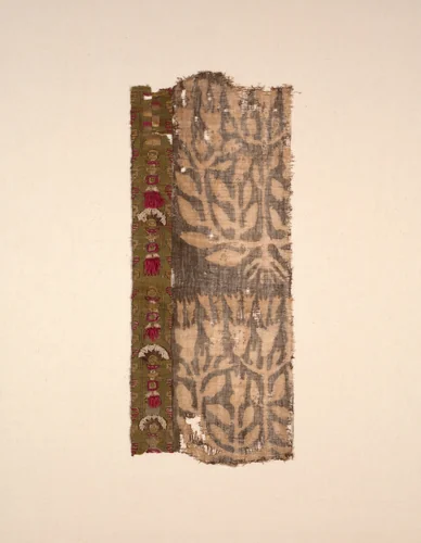 Fragment by Lambayeque, textile, 1000-1476