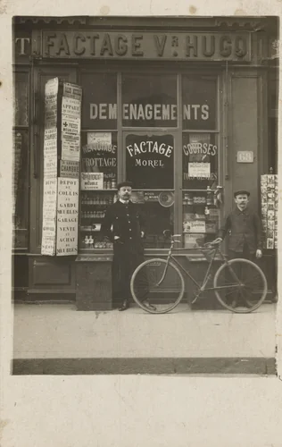 Factage VR Hugo, Déménagements Morel, Paris by Unidentified Photographer, photograph, 1905