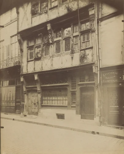 Maison. Rue Saint Romain 74 by Eugène Atget, photograph, 1907