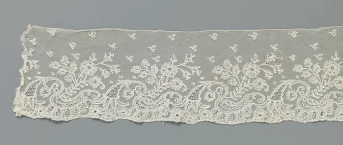 Strook kloskant met rozentak uit sierband met hoorn van overvloed by anonymous, other, 1850