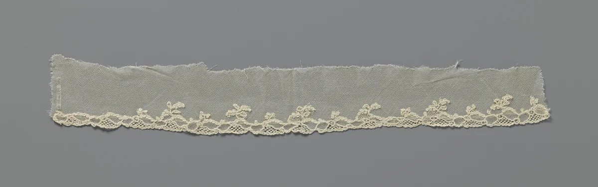 Strook machinale kant met een rococorand van naaldkant by anonymous, other, 1775-1795