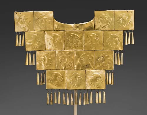Breastplate by Chimú, metalwork, 1000-1470
