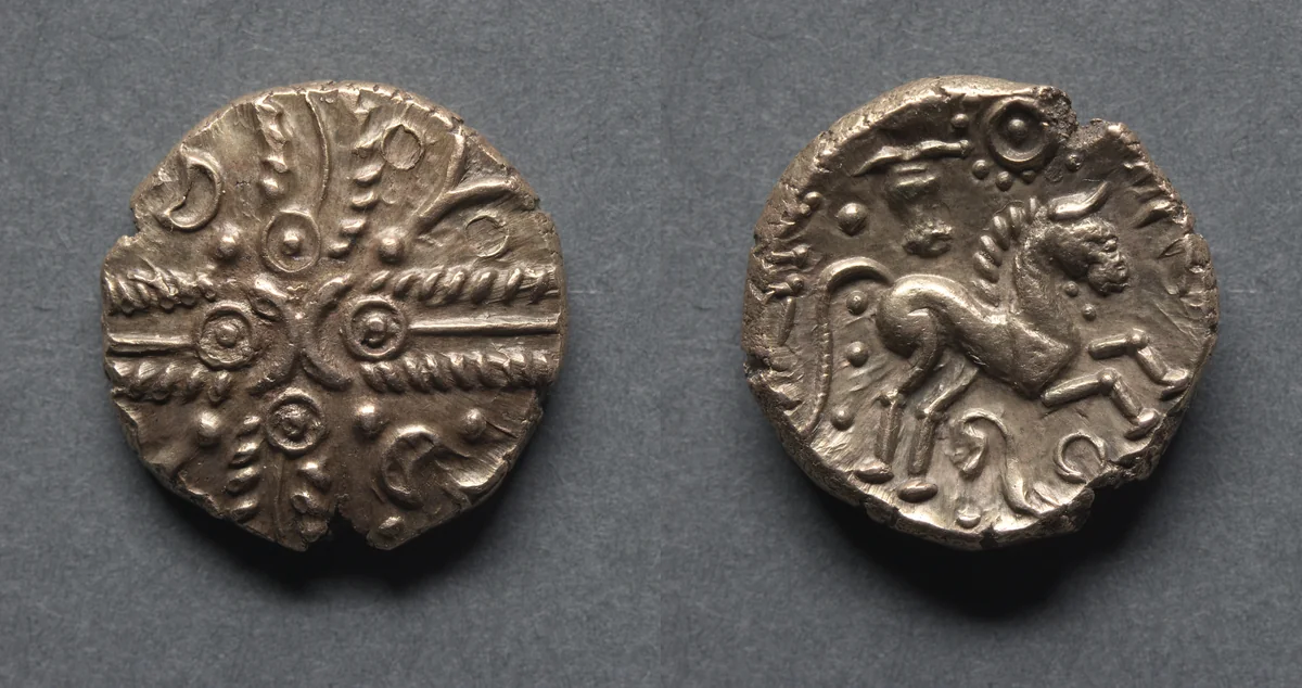 Tasciovanus Stater: Crossed Wreaths (obverse); Horse and Bucranium (Head of Ox) (reverse) by Unknown, metalwork, -25-15