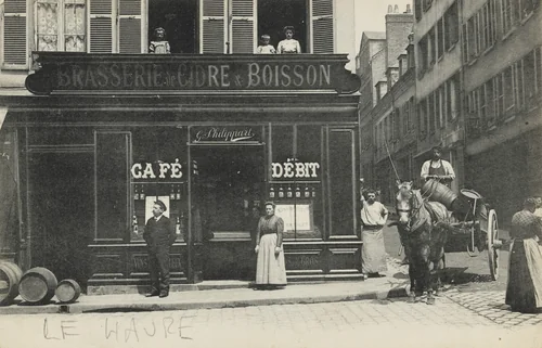 Brasserie de Cidre & Boisson, Le Havre by Unidentified Photographer, photograph, 1906