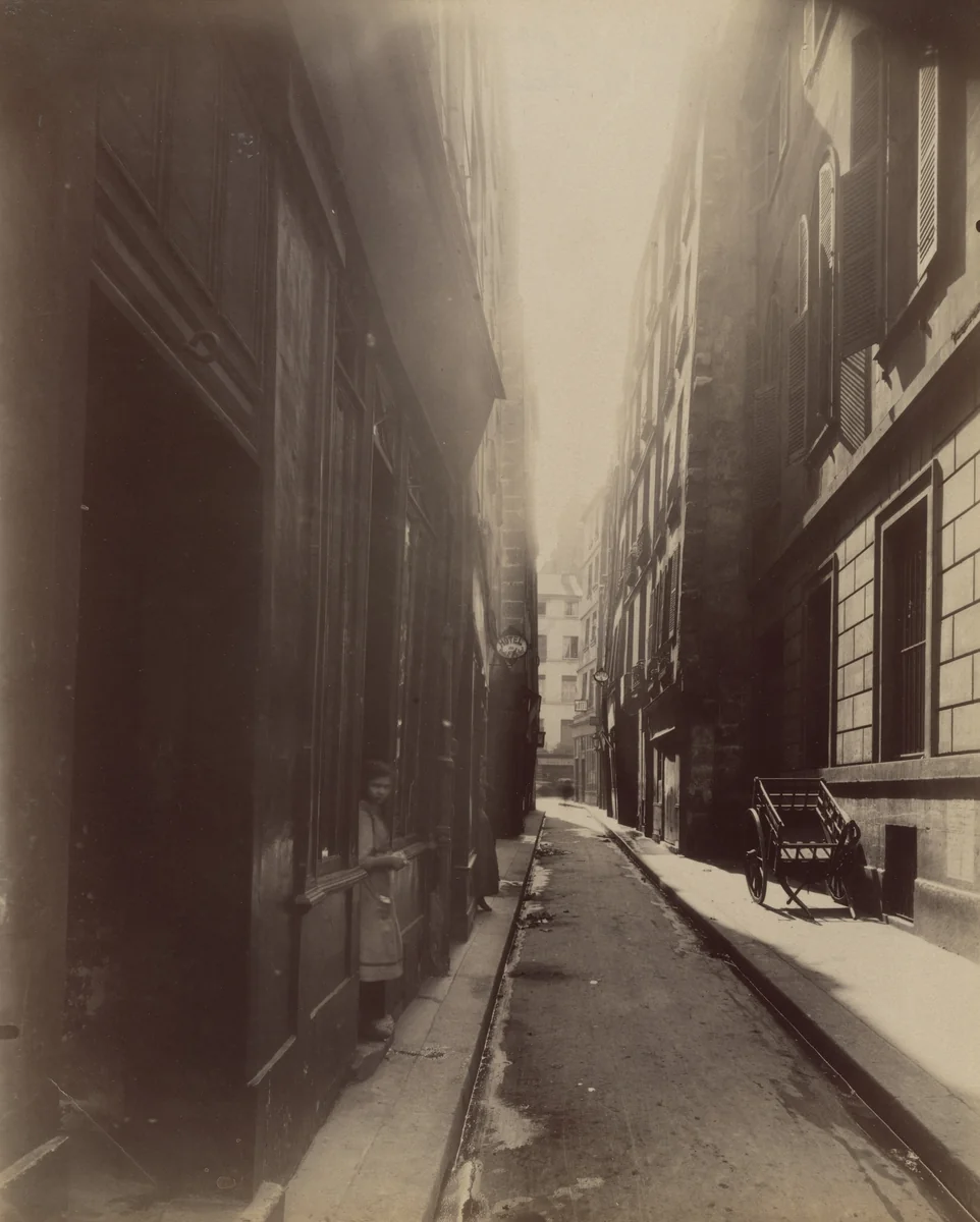 Rue de la Parcheminerie by Eugène Atget, photograph, 1912