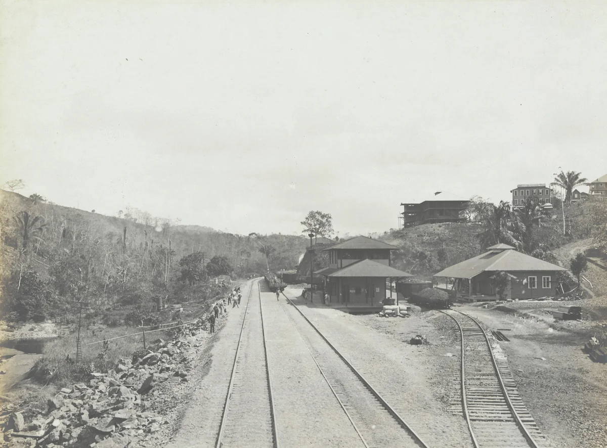 The Panama R.R. Station at Bas Obispo. Looking north by Unidentified Photographer, photograph, 1904