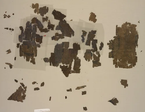 Fragments with winged lions in roundels by Unknown, textile, 899-1160