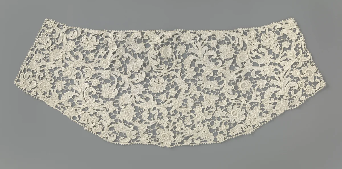 Jabot van naaldkant met lopende ranken met kleine bloemen by anonymous, other, 1600-1699