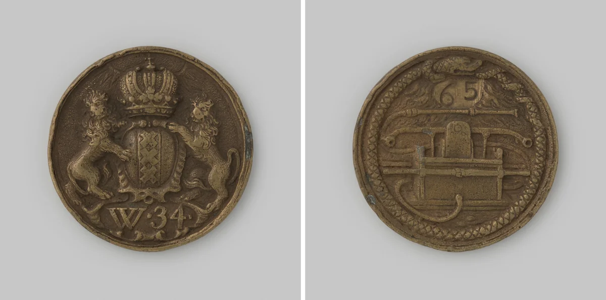 Amsterdam, brandspuitpenning van wijk 34 by anonymous, metalwork, 1700-1799
