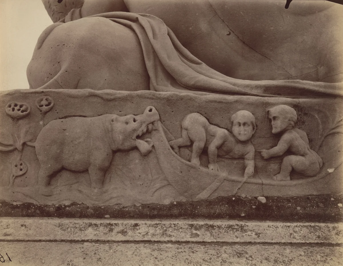Tuileries, "Le Nil" par Bourdic, 1er arrondissement by Eugène Atget, photograph, 1911