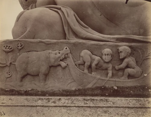 Tuileries, "Le Nil" par Bourdic, 1er arrondissement by Eugène Atget, photograph, 1911