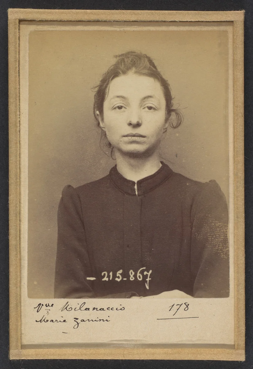 Zanini. Marie (veuve Milanaccio). 28 ans, née à Turin (Italie). Cuisinière. Vol. 18/3/94. by Alphonse Bertillon, photograph, 1894