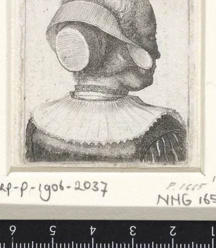 Vrouw met een hoofdkapje van achter gezien by Wenceslaus Hollar, print, 1636