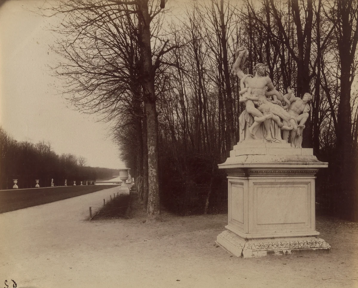 Versailles, Coin de Parc by Eugène Atget, photograph, 1902