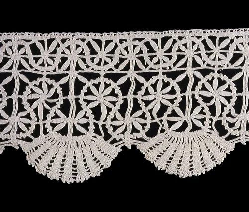 Fragment (Border) by Italy, textile, 1601-1650