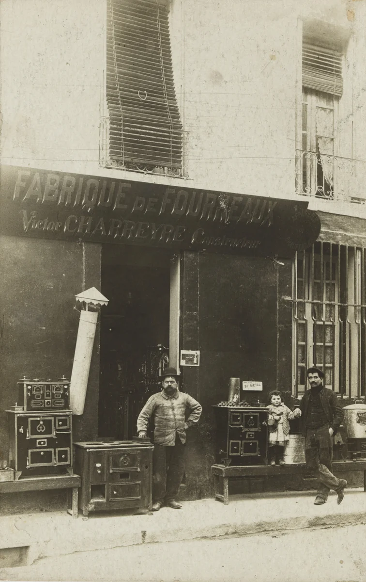 Fabrique de fourneaux by Unidentified Photographer, photograph, 1910