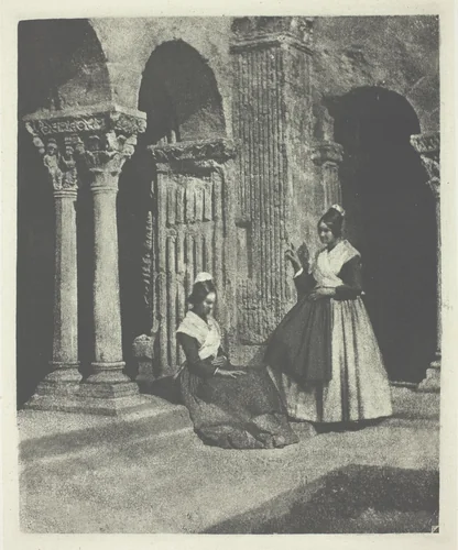 Deux arlesiennes dans le cloitre de Saint-Trophime d'Arles by Charles Nègre, print, 1849-1859