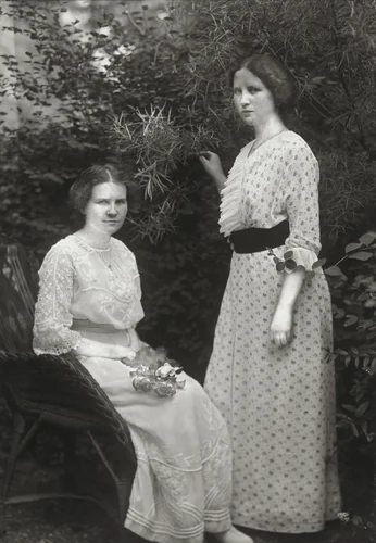 Small-Town Women by August Sander, photograph, 1911