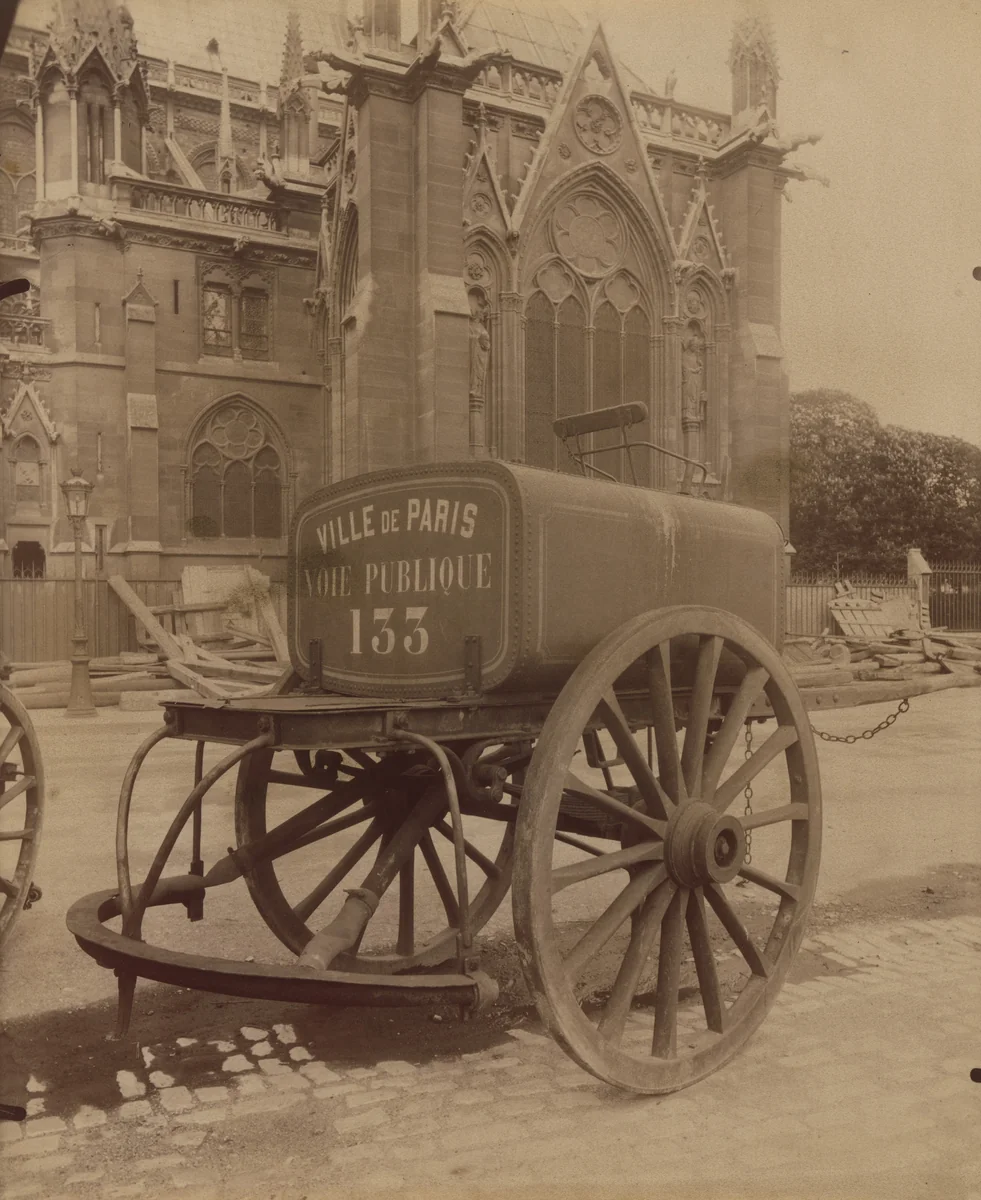 Voiture Arrosage by Eugène Atget, photograph, 1908